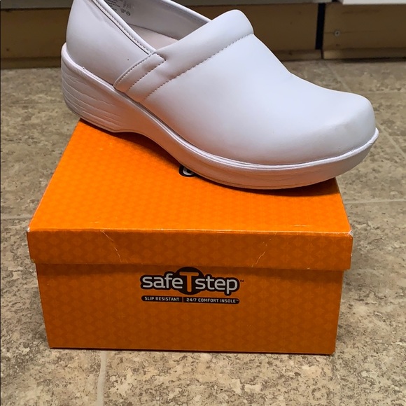 Payless | Shoes | Gretchen Clogs | Poshmark